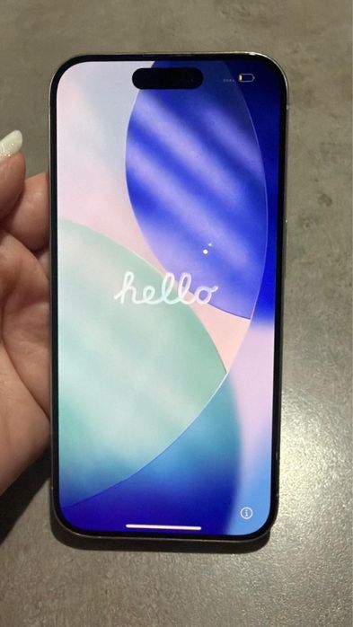 Iphone 15 pro alb 256 GB