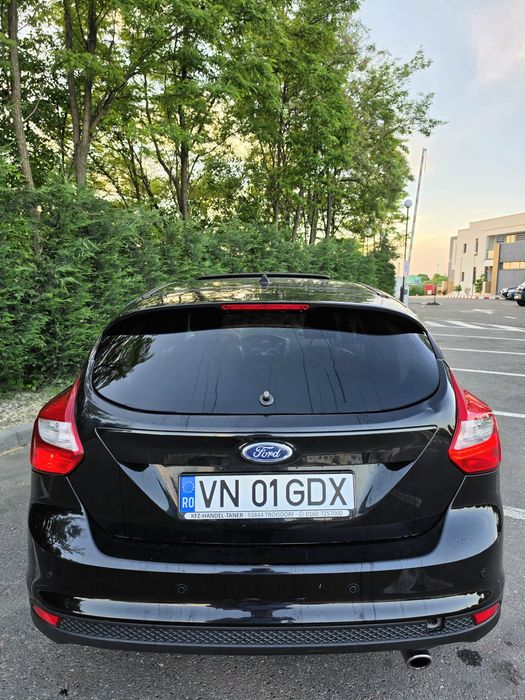 FORD Focus 2013 — imagine 5