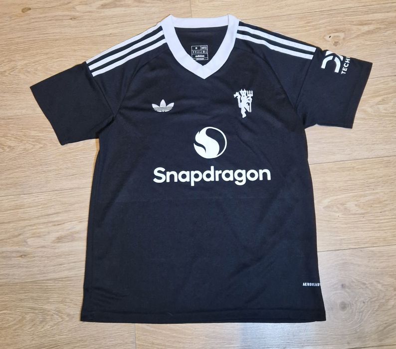 ОРИГИНАЛНИ Футболни тениски Manchester United PLAYER VERSION / Authentic