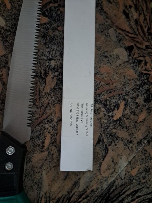 Mini fierastrau , nemtesc