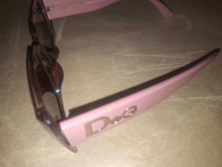 Продам очки солнехащитные бренда. DG