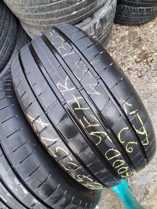 235 55 17 GOOD YEAR 4броя летни дот 2022г