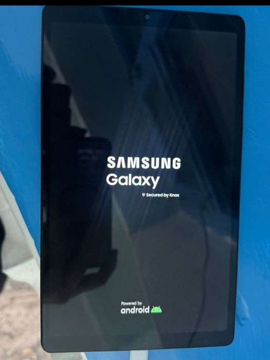 Планшет продам срочно