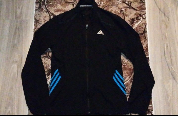 Jachetă / Hanorac  Sport Adidas Running originală – Mărimea M – Neagră cu Albastru