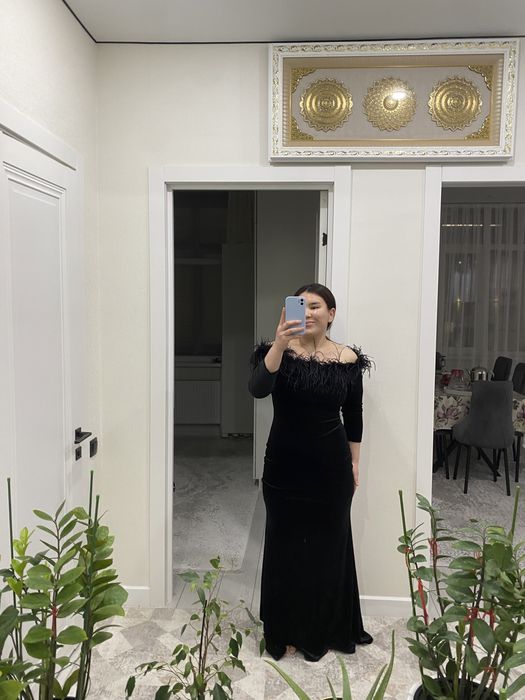 Вечерние платья 48-50 размер