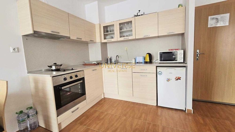 Продава се Двустаен апартамент в к.к. Слънчев бряг - 65 кв.м за 1600 €/кв.м - Снимка #1