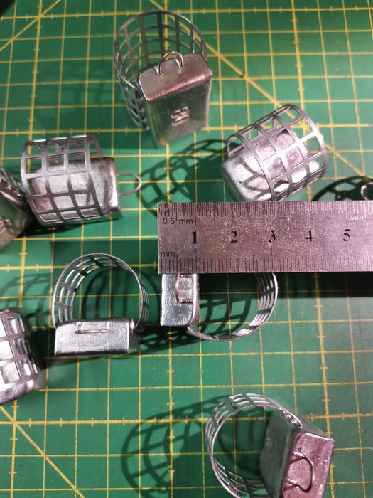 Vind cosulete feeder.