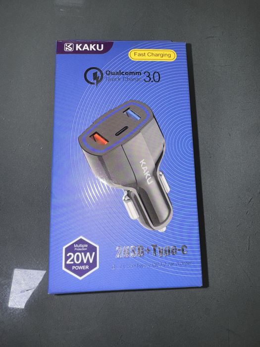 Încarcator auto Triplu-Fast Charging Qualcom