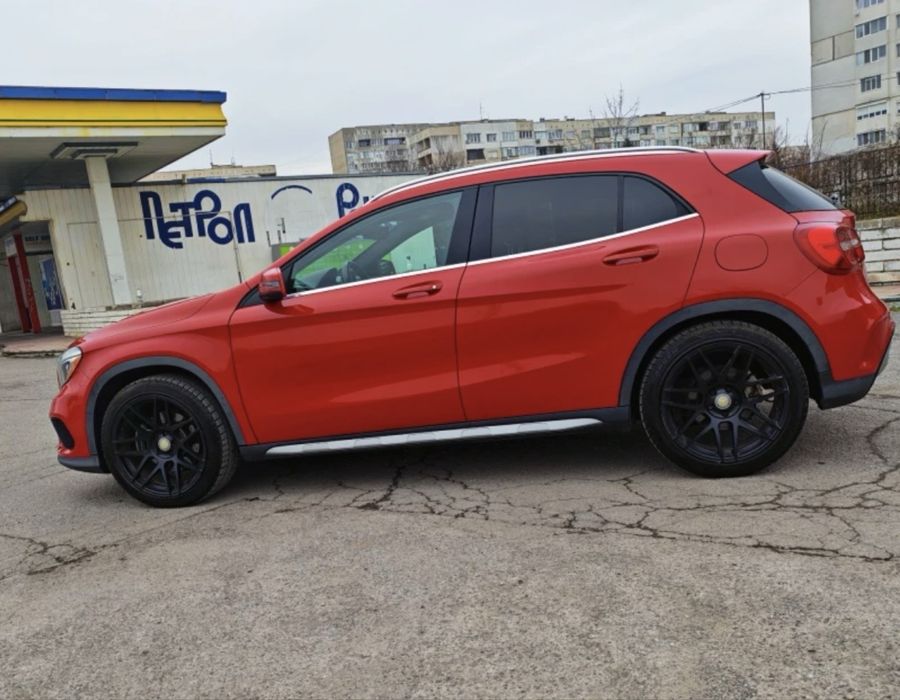 Mercedes-Benz GLA 250