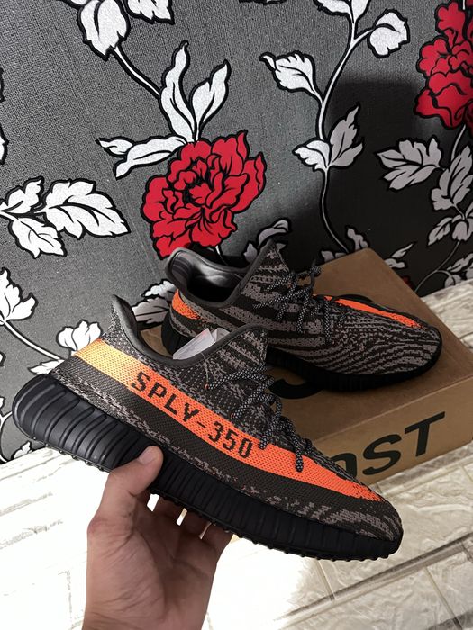 Adidas Yeezy Boost 350 V2 Carbon Beluga