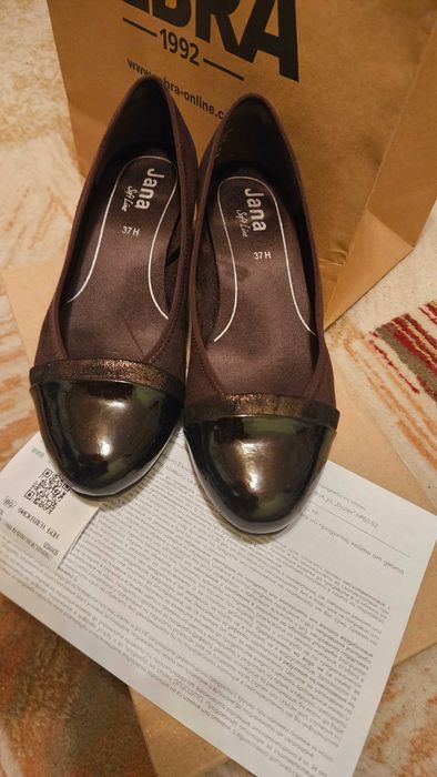 Обувки  нови  Jana