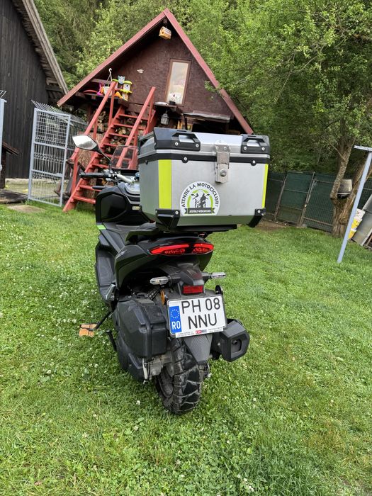 De vanzare scuter linhai adv bruk 125