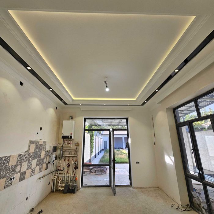 Продаётся Евро-дом ! 5 соток в Амир Темур Махалле ( Автобаза 2519 )