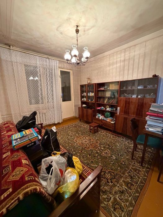 Чиланзар 6 3/2/4 панел дом балк 1.5/3 до метро 5 минут