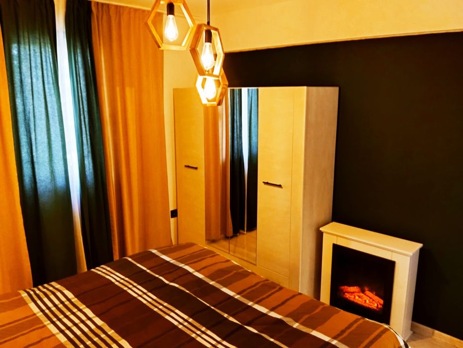 Предлагам цяла самостоятелна сграда с 11 апартамента