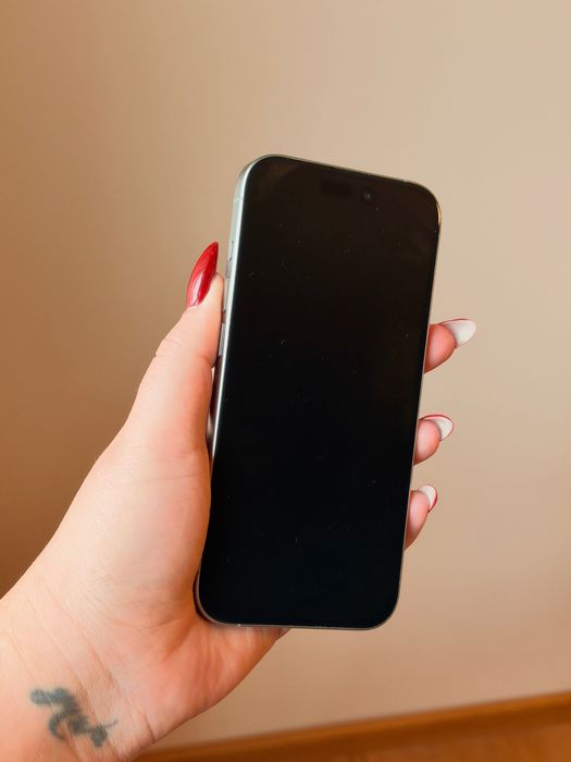 iPhone 15 Pro 128 GB Natural Titanium