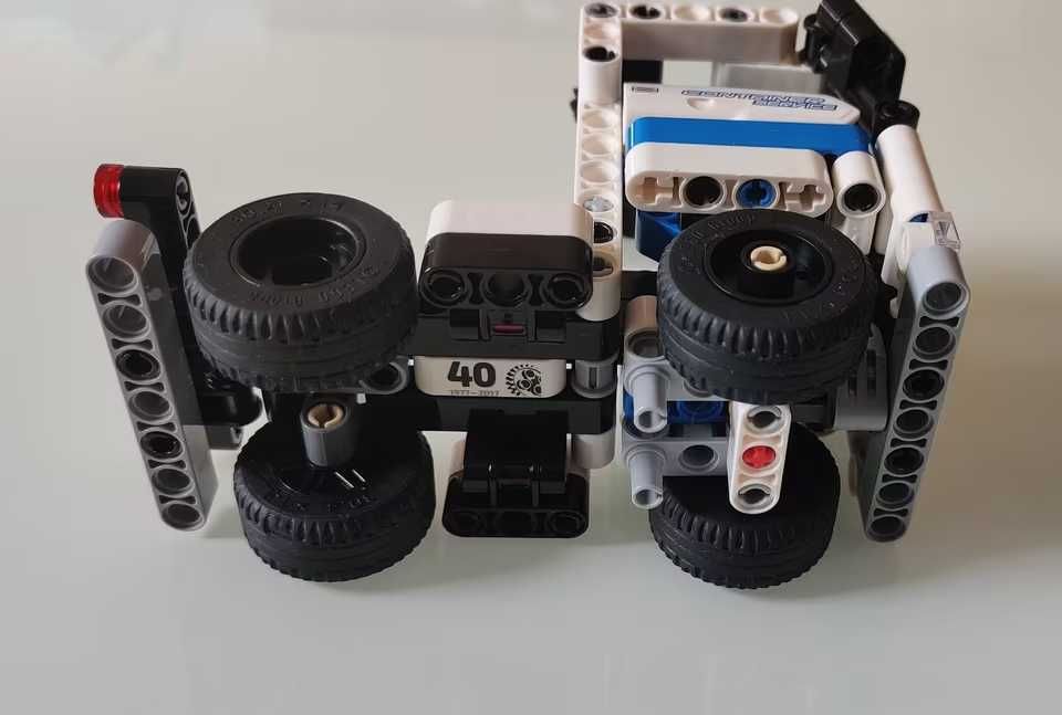 Lego Tehnic 42062 : Container Yard