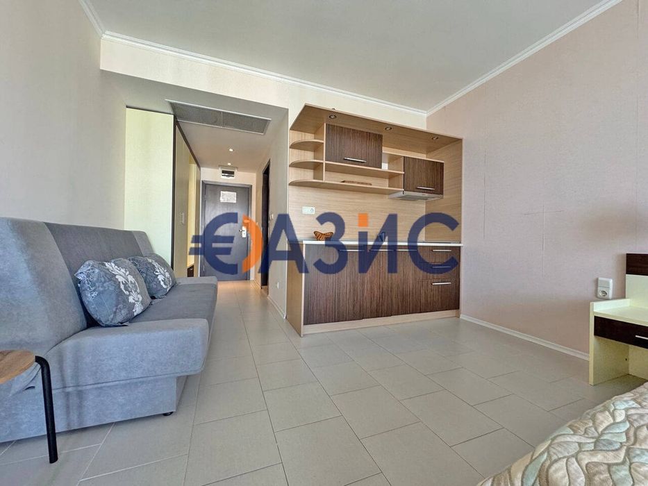Продава се Едностаен апартамент в Свети Влас - 47 кв.м за 1256 €/кв.м - Снимка #2