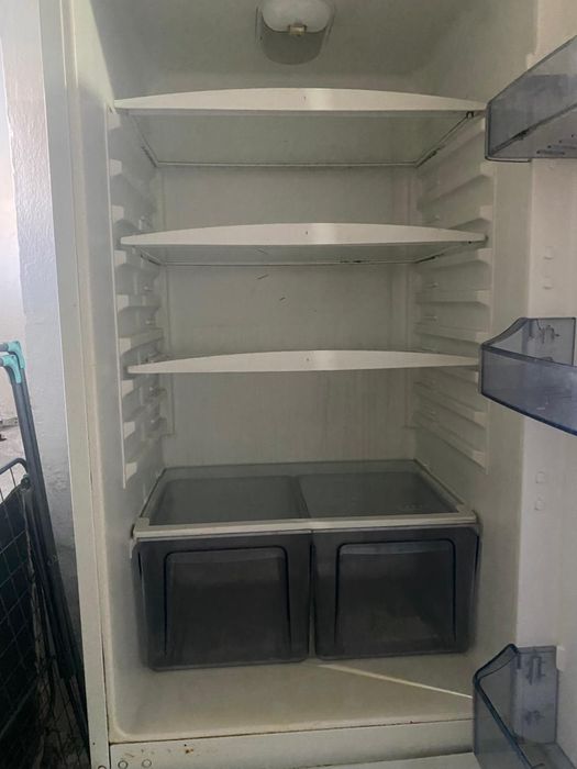 Продается холодильник