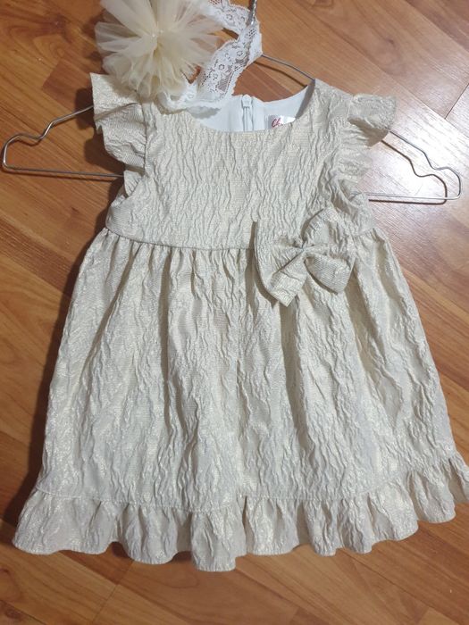 Vand rochiță 6_9 luni