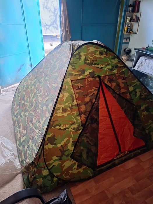 Продам палатку, в хорошем состоянии