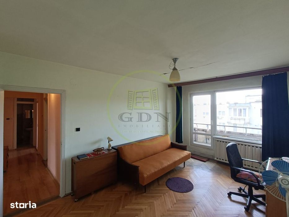 Apartament cu 4 camere de vanzare - Reghin 0 comision.