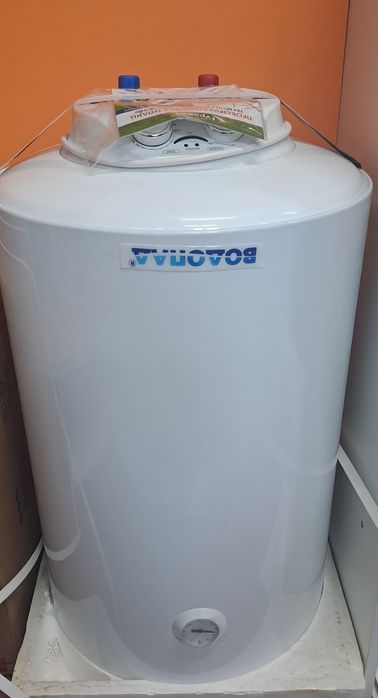 Продам водонагреватель Mideia,Garanterm