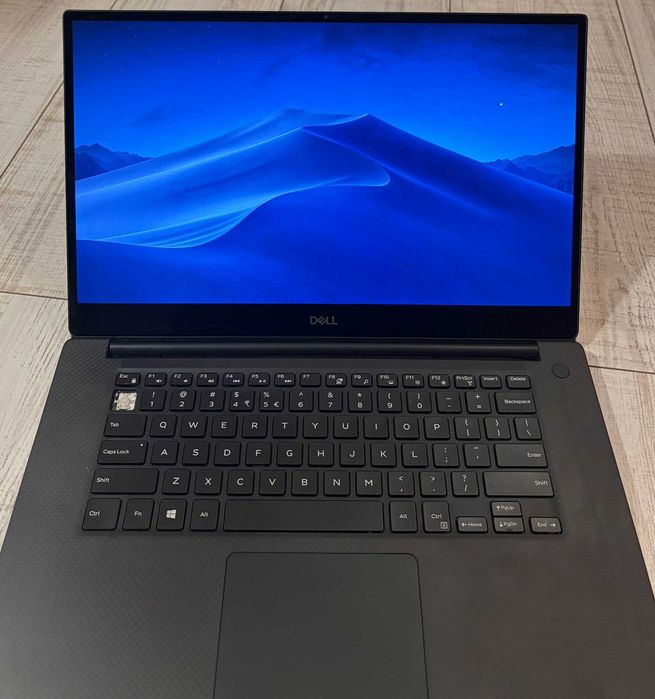 Vând Dell Precision 5540 - i7-9850H, 32GB RAM, Quadro T1000, ecran 4K Touch