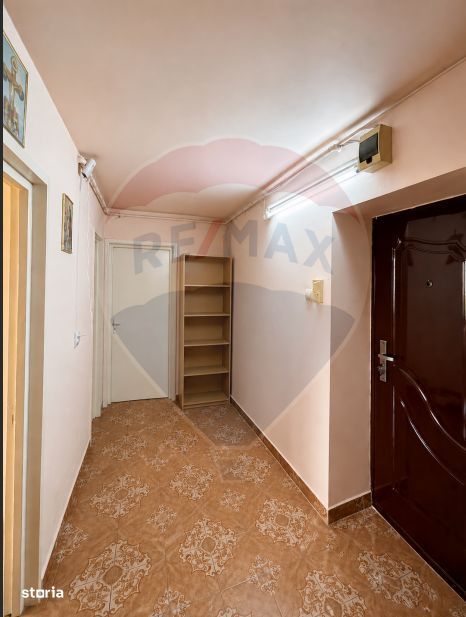 Apartament cu 2 camere de vânzare în zona Cetate