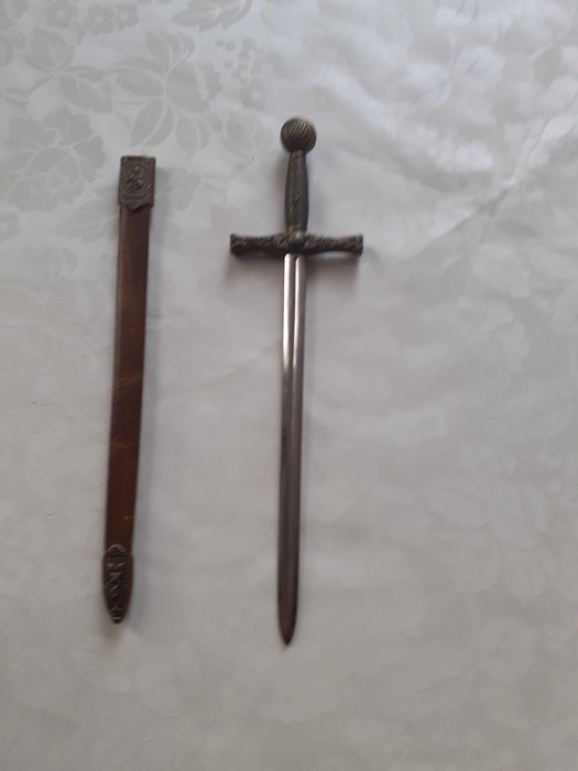 Стар нож за писма