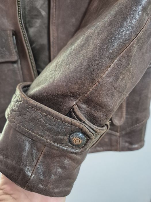 Кожено вталено яке