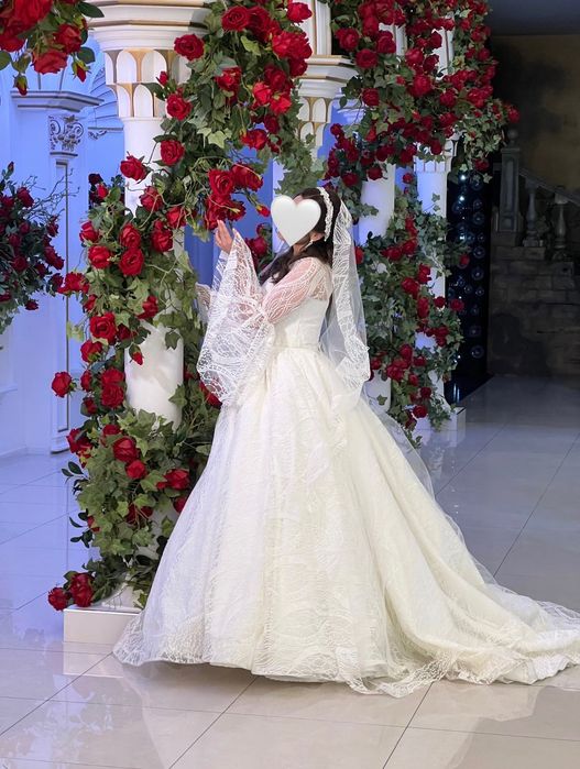 Свадебное платье