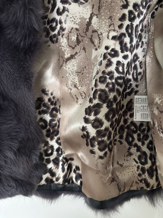 Vand scurta de blana naturala de vulpe gri argintie cu usoare defecte