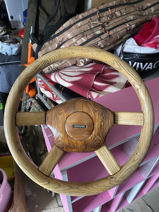 Руль деревянный для марки Ниссан