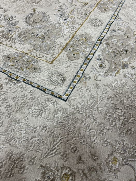 ковер продается иранский