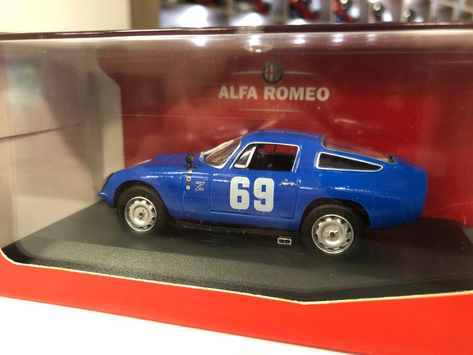 Колекционерски модел метална количка ALFA ROMEO GULIA TZ 1:43 НОВ
