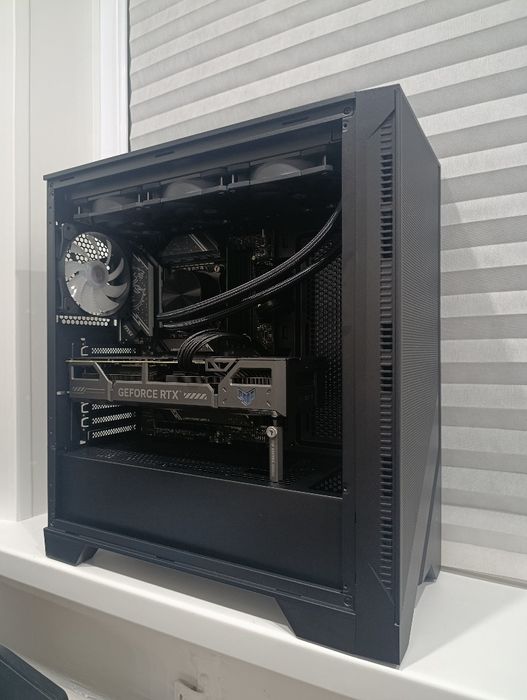 Мощный компьютер Intel Core i7 + RTX 5070