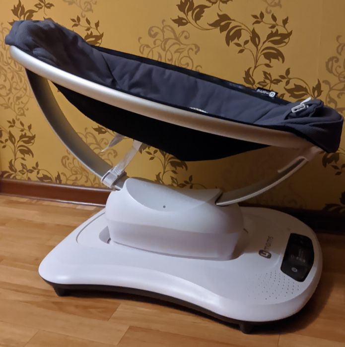 Качалка/шезлонг "4M0MS Mamaroo"