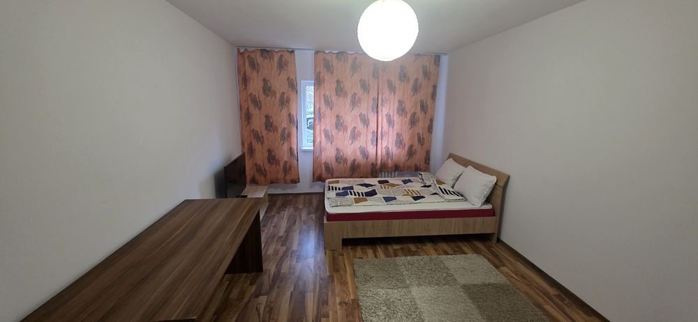 2 Camere Decomandat Rovine Pizza Ibiza Parter