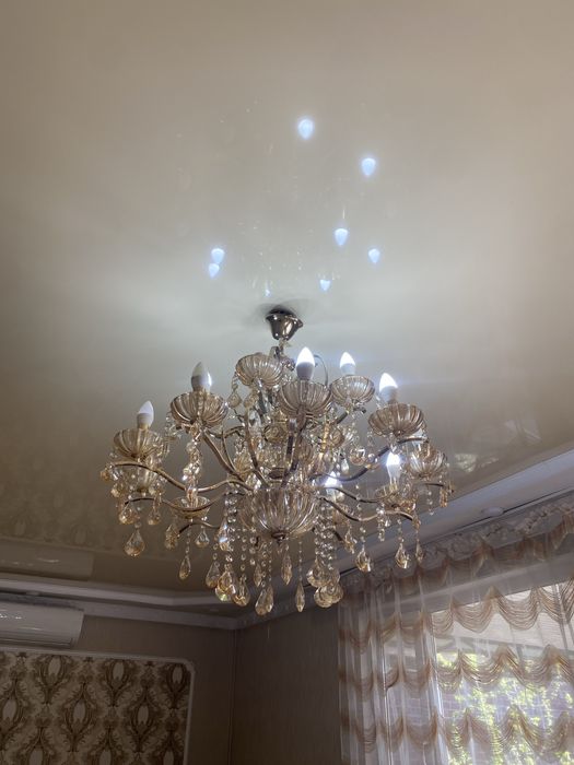 Люстра для гостиной
