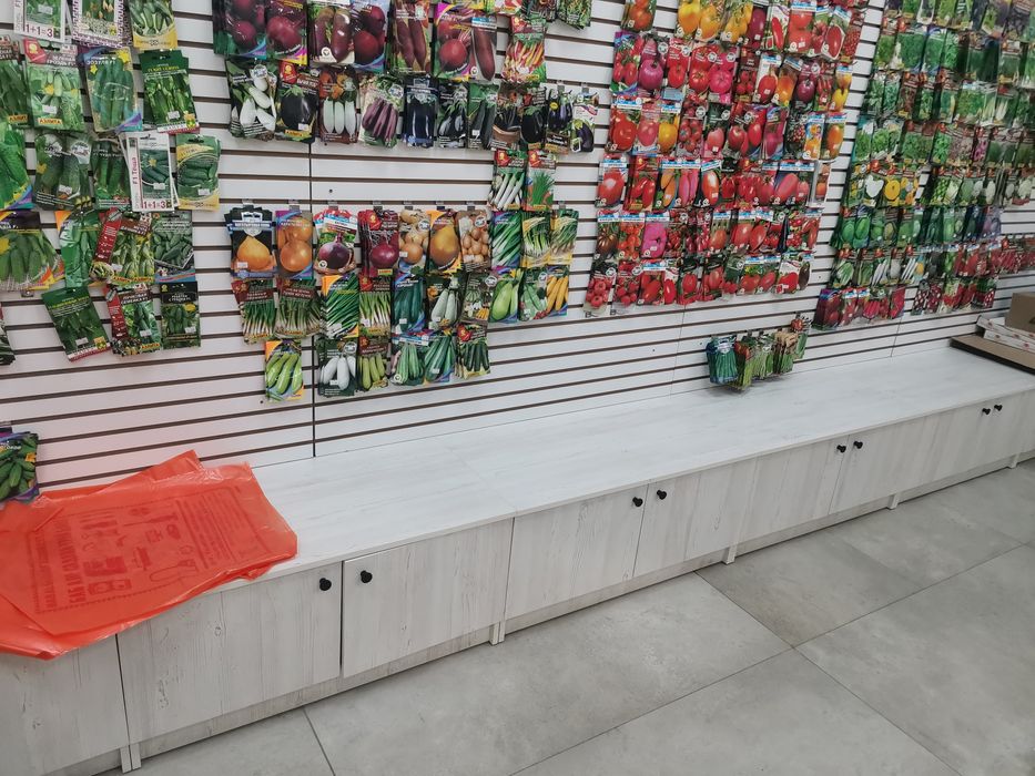 Торговая мебель для бутика