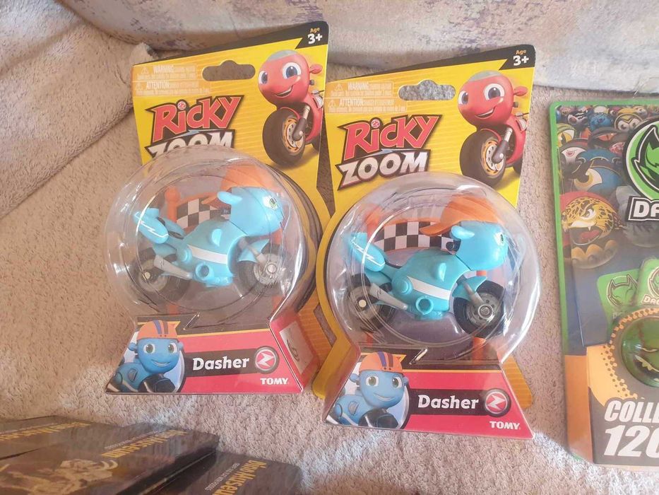 Jucarii pentru copii DaGeDar Dasher Linoos Jurassic Dinosaur Museum