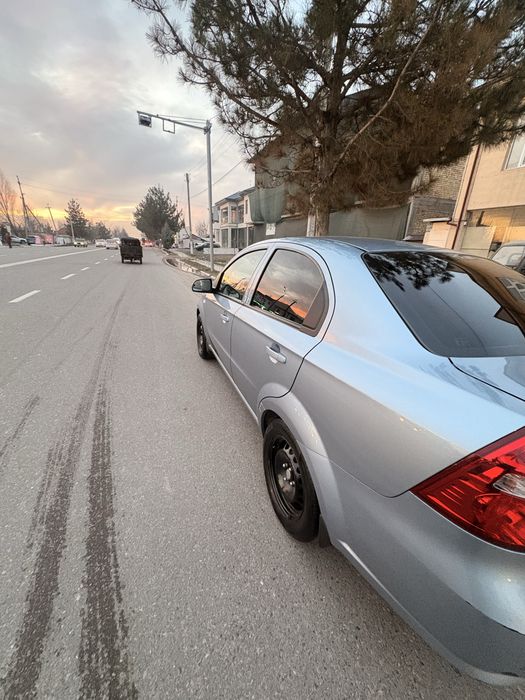 Nexia 3 sotiladi srowna mowina yaxwi kiraska kirol parok bor ichga ot