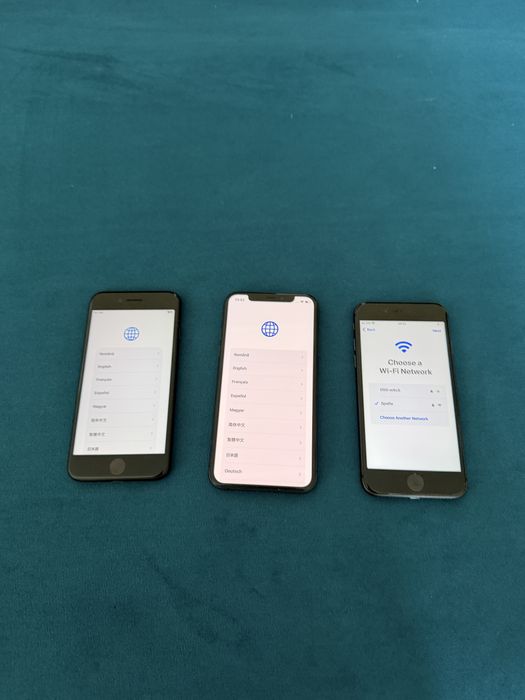 Telefoane pentru piese Iphone XS - SE - iphone 8 - impecabile ,iphone se