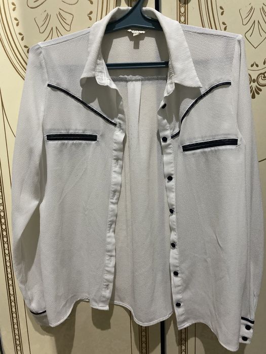 Женская блузка