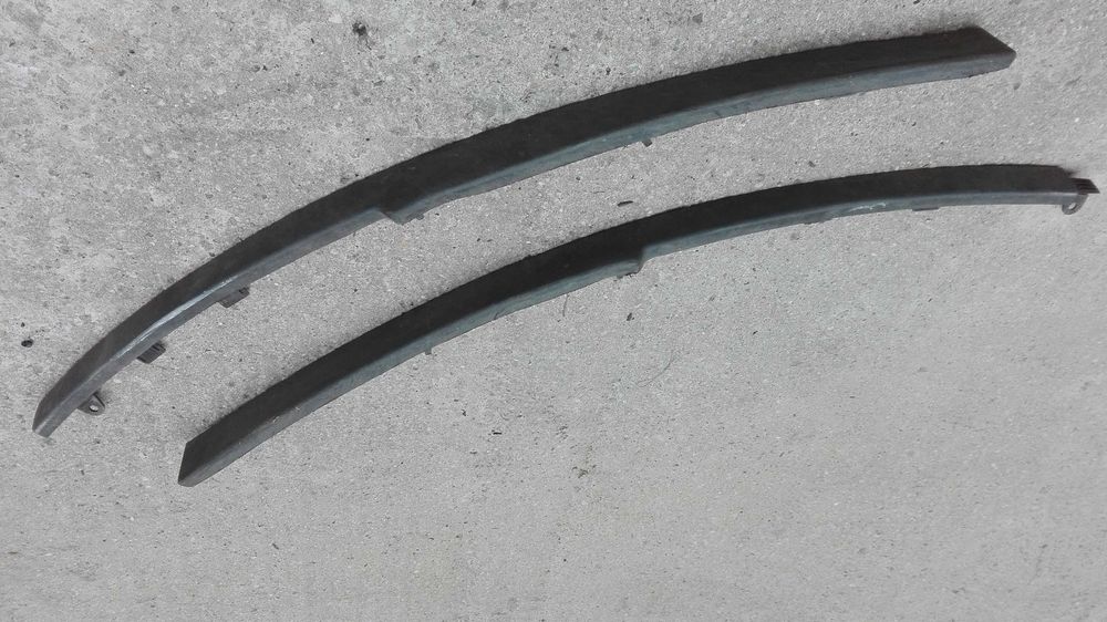 extensii - spoiler sub bara Opel Insignia 60 lei