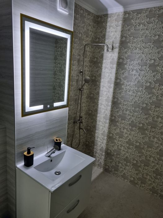 Inchiriez apartament 3 camere în bloc nou-Delta Skyline...Prima inchiriere