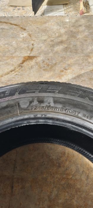 Шины "Bridgestone" 245/60.R18