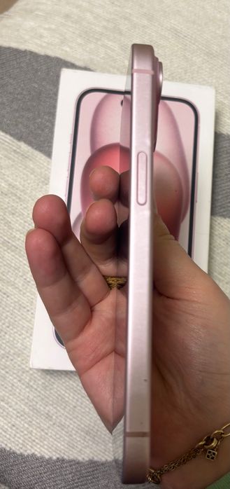 iPhone 15, 128 гб (розовый)