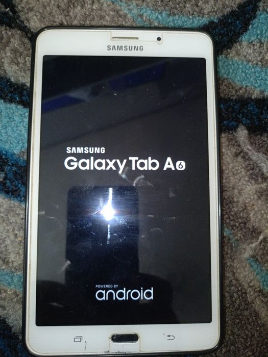 Продам рабочий планшет  5000